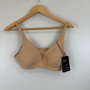 Knix Revolution Shadow Mesh Bra in Warm Sand Size Small Women's Underwear V-neck